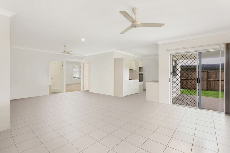 TRINITY BEACH, QLD 4879