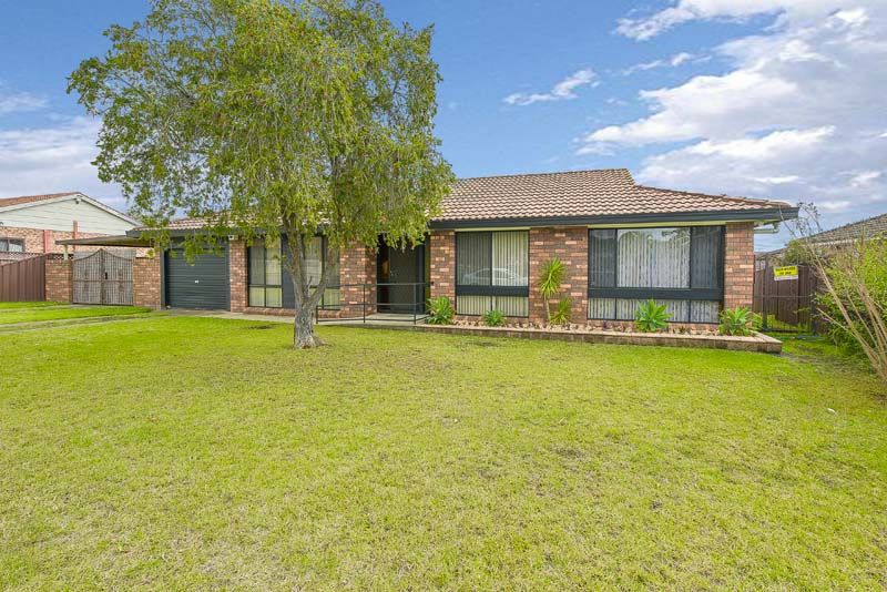13 Guernsey Avenue, MINTO NSW 2566