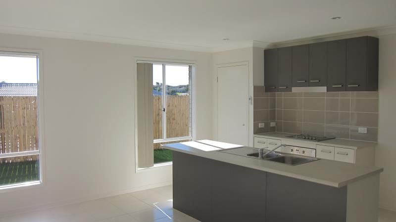 36 Milly Circuit, ORMEAU, QLD 4208