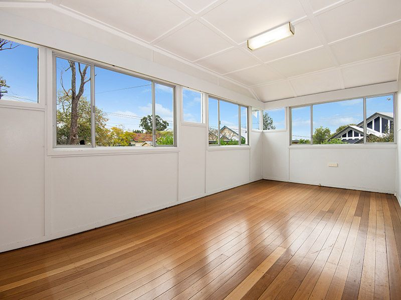 69 Mareeba Road, ASHGROVE, QLD 4060