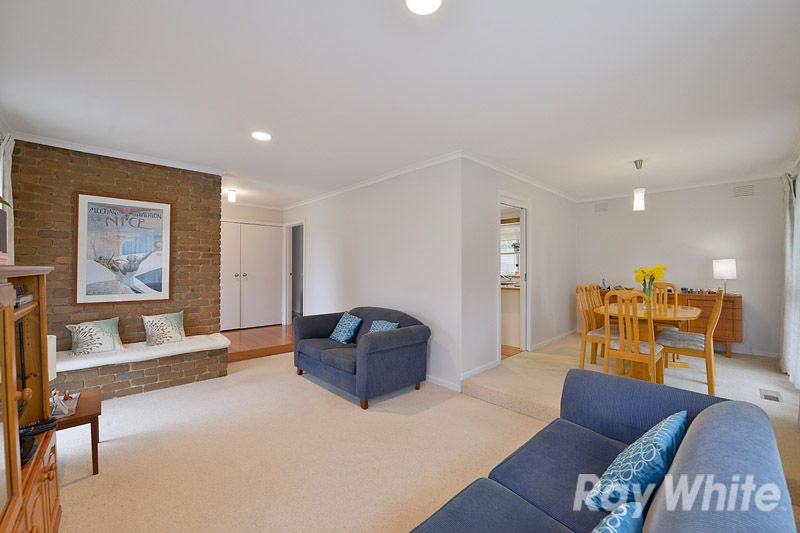 13 Alexander Crescent, FERNTREE GULLY, VIC 3156