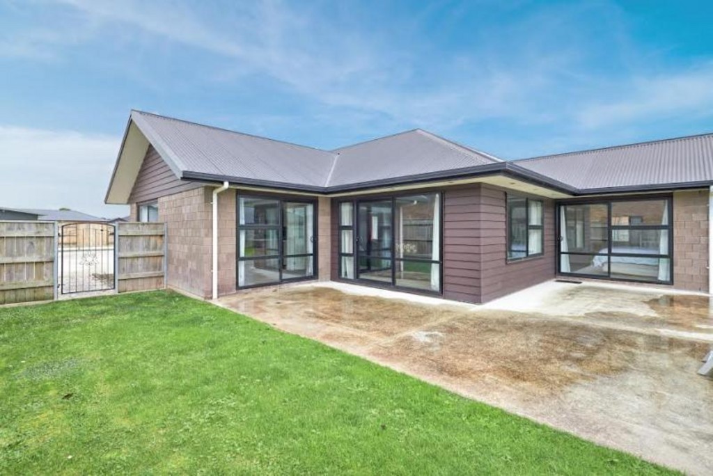 53 Chestnut Close, KELVIN GROVE, Palmerston North City