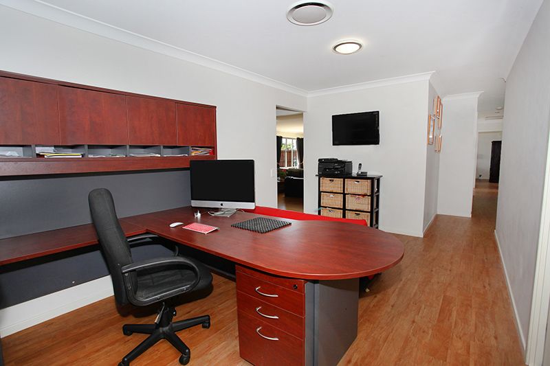 2 Parrot Place, Mountain Creek, QLD 4557