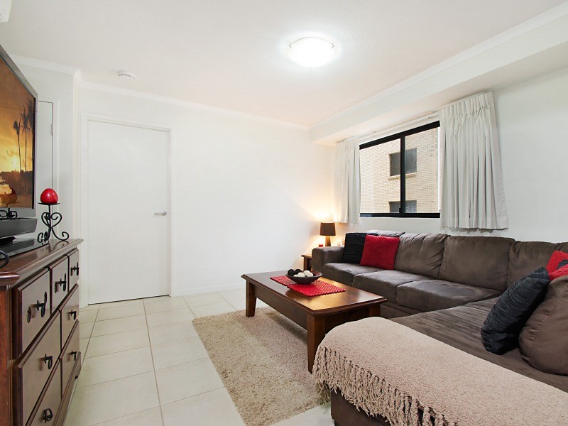 Unit 6 '38 On Kings' 38 King Street, KINGS BEACH, QLD 4551