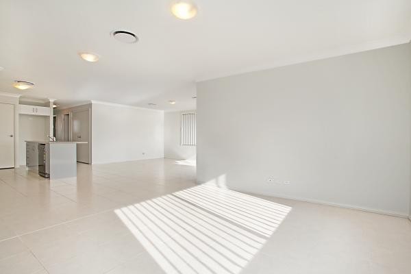 7 York Place, RAWORTH, NSW 2321