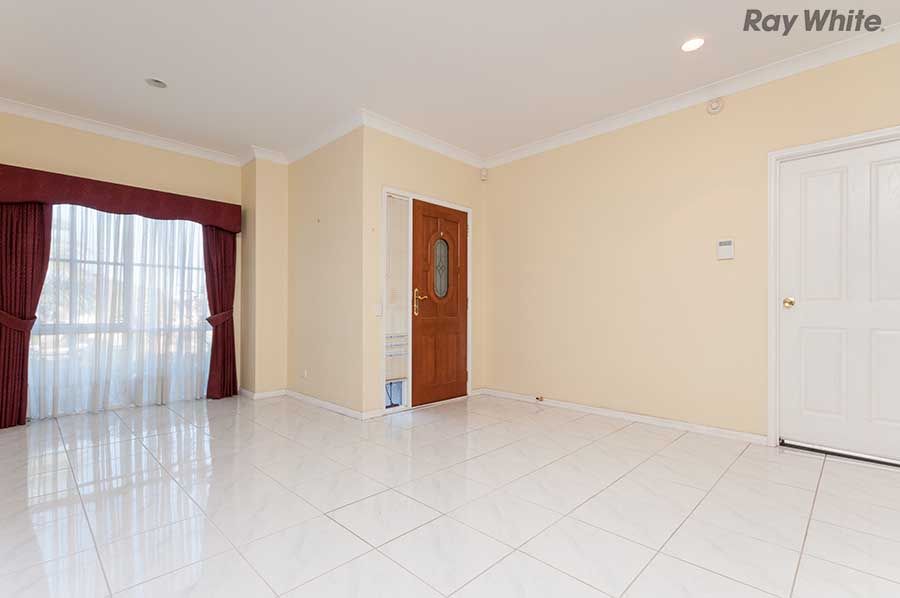 11 Maitland Place, CAROLINE SPRINGS, VIC 3023