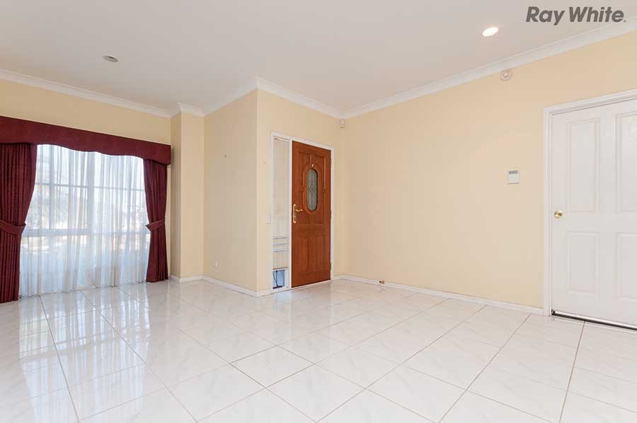 11 Maitland Place, CAROLINE SPRINGS, VIC 3023