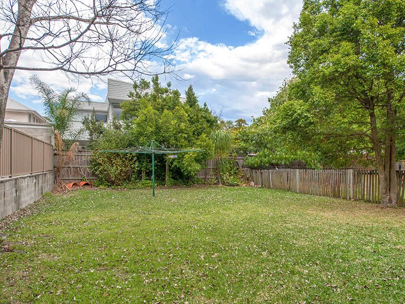 92 Malcolm Street, HAWTHORNE, QLD 4171