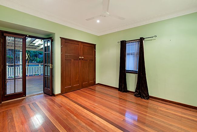 149 Morehead Avenue, NORMAN PARK, QLD 4170