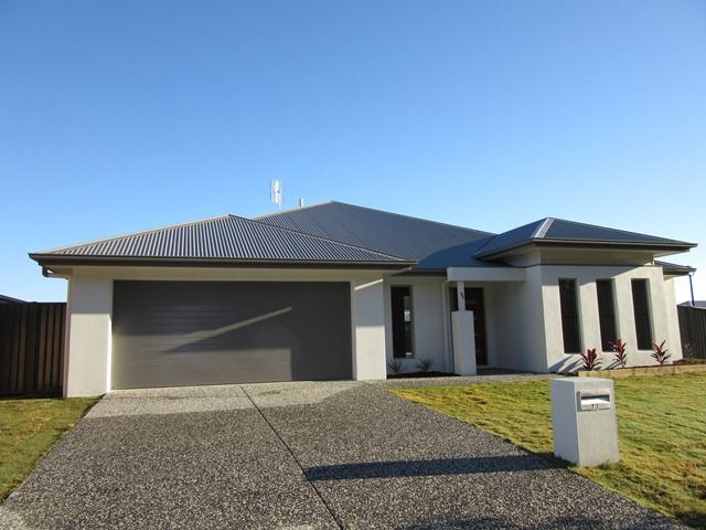 71 Sovereign Circuit, PELICAN WATERS, QLD 4551