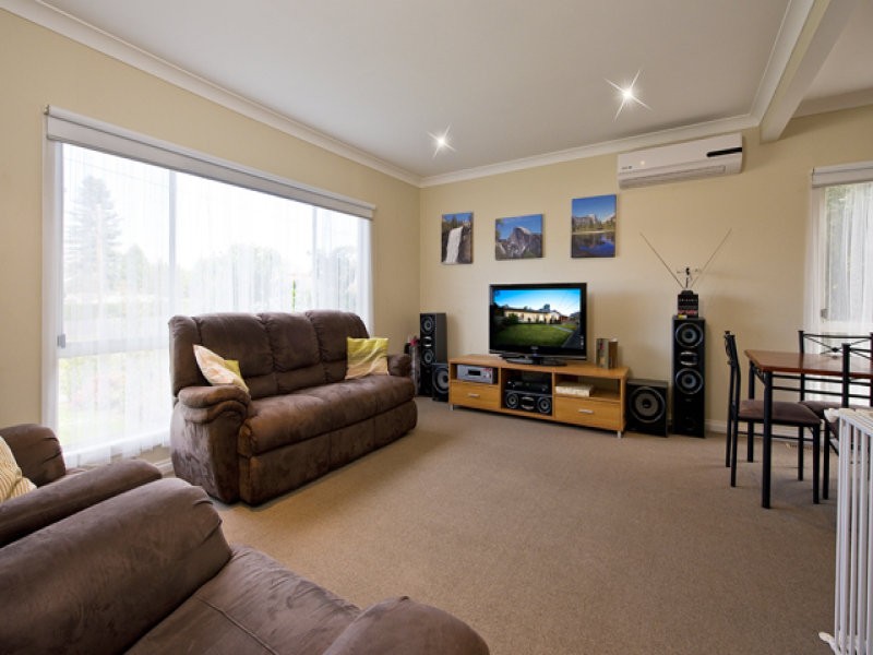 19 Kleinert Road, BORONIA, VIC 3155