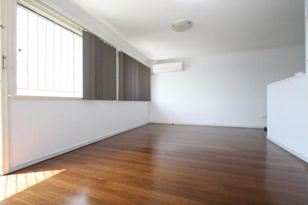 2/96 Ridge Street, GREENSLOPES, QLD 4120