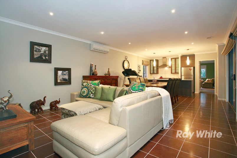 41 Bluemist Circuit, LYNDHURST, VIC 3975