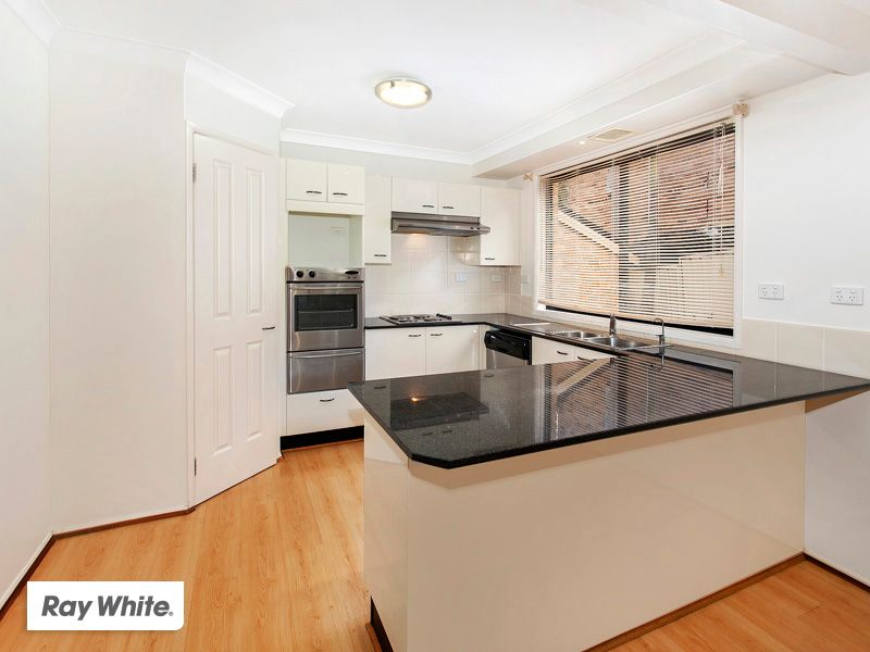 33 Hillview Circuit, KIAMA, NSW 2533