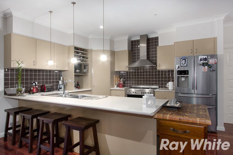 19 Withers Court, PAKENHAM, VIC 3810