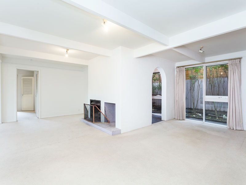 9 Heron Court, DINGLEY VILLAGE, VIC 3172