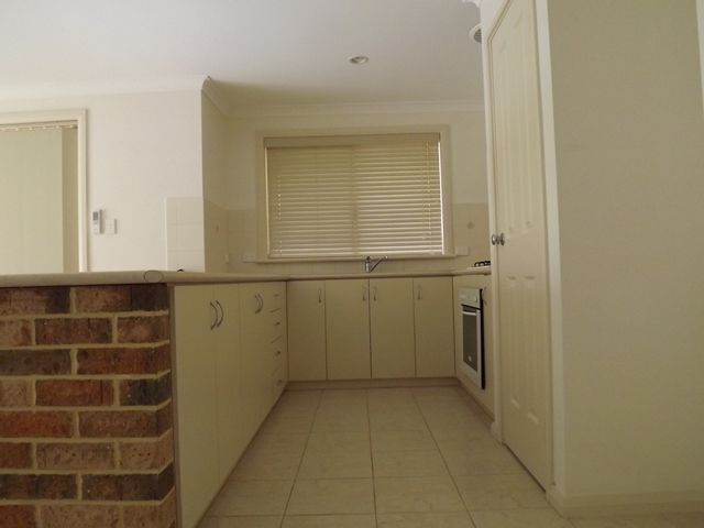 15 Premier Circle, DONGARA, WA 6525