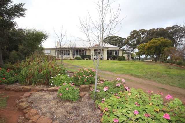 Geurie, NSW Rural Rural Mixed Farming Property Sold