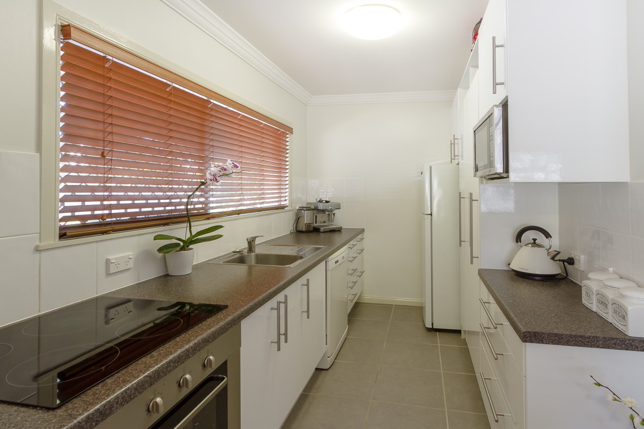 4/2 Glen Parade, ASHGROVE, QLD 4060