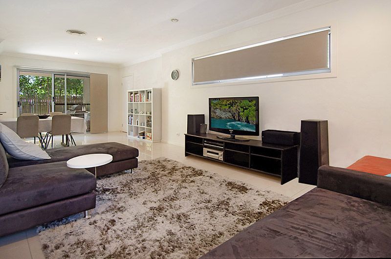 7/9 Windsor Street, HAMILTON QLD 4007