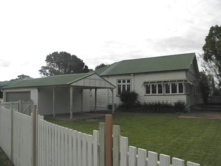 17 Jellicoe Parade, NEW LAMBTON, NSW 2305