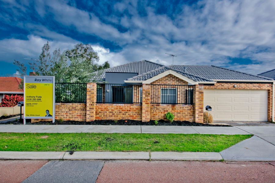 379b Flinders Street, NOLLAMARA WA 6061