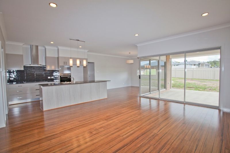 18 Hillview Avenue, DUNGOG, NSW 2420