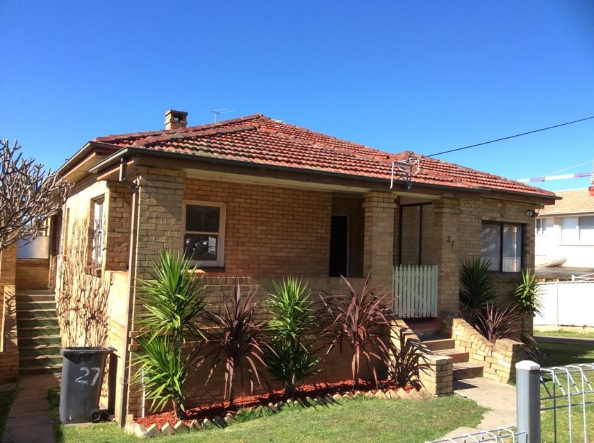 27 Hillcrest, WOLLONGONG, NSW 2500