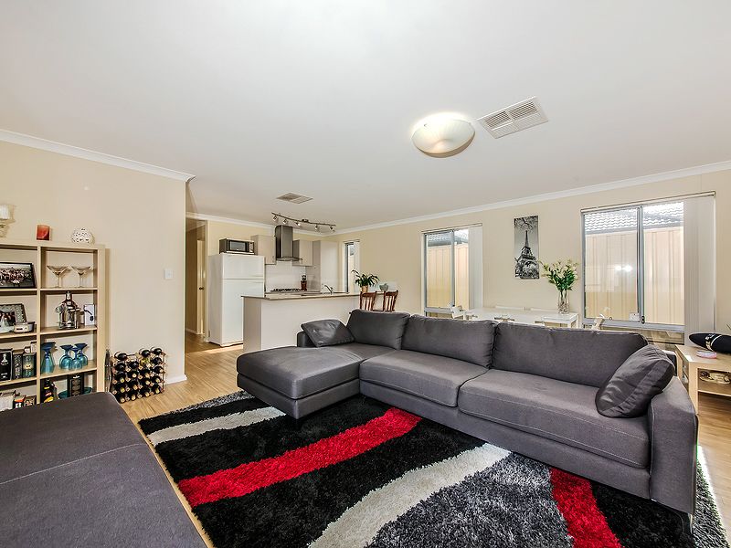 2c Playden Way, BALGA WA 6061