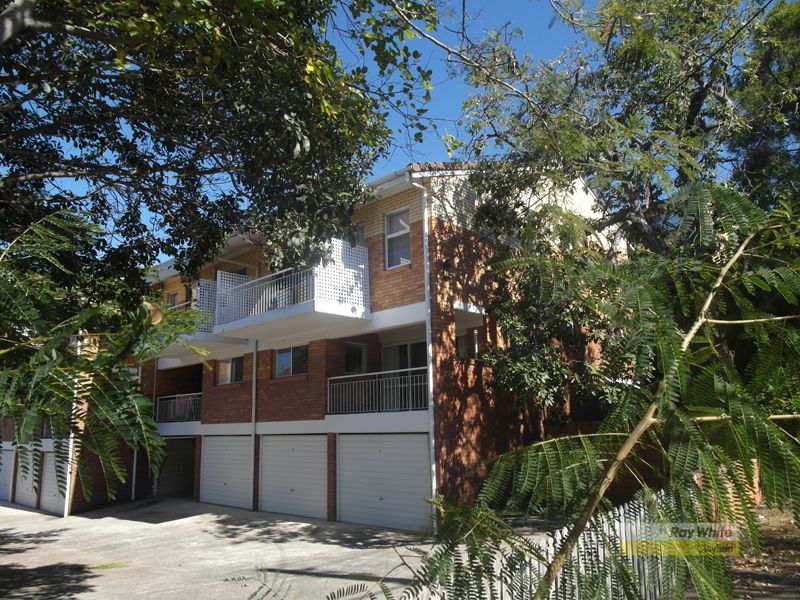 28 Rossiter Parade, HAMILTON QLD 4007
