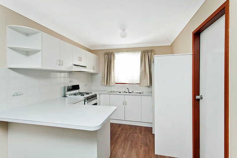 8/5 Madden Street, OAK FLATS, NSW 2529