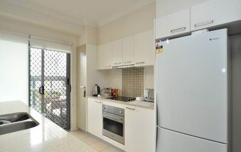 2/12-18 Bayview Street, RUNAWAY BAY, QLD 4216