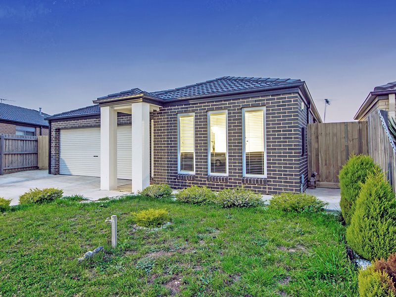 17 Fisher Court, WERRIBEE, VIC 3030