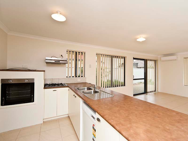 9 Epsilon Drive, ROCKINGHAM, WA 6168