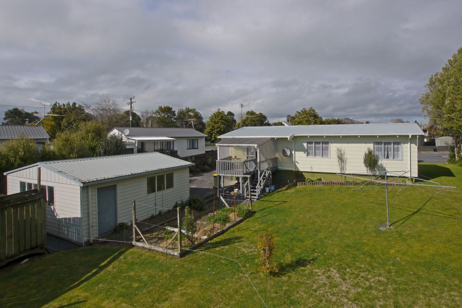 2 Magnolia Drive, WAIUKU, Franklin