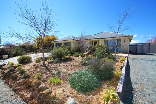 9 McCusker Drive, BUNGENDORE NSW 2621