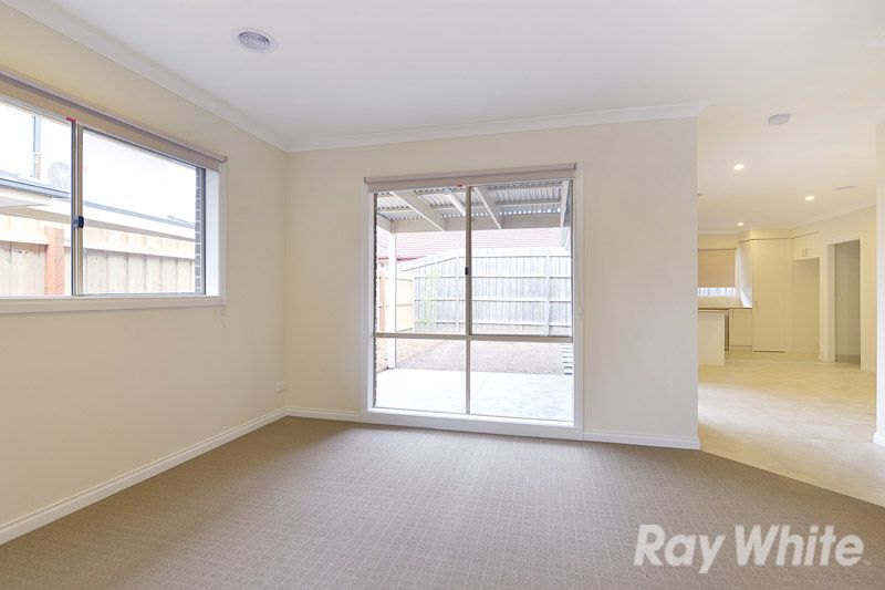 2/19 The Ridge West, KNOXFIELD, VIC 3180