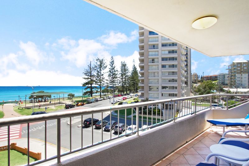 3 Ward Street, RAINBOW BAY QLD 4225