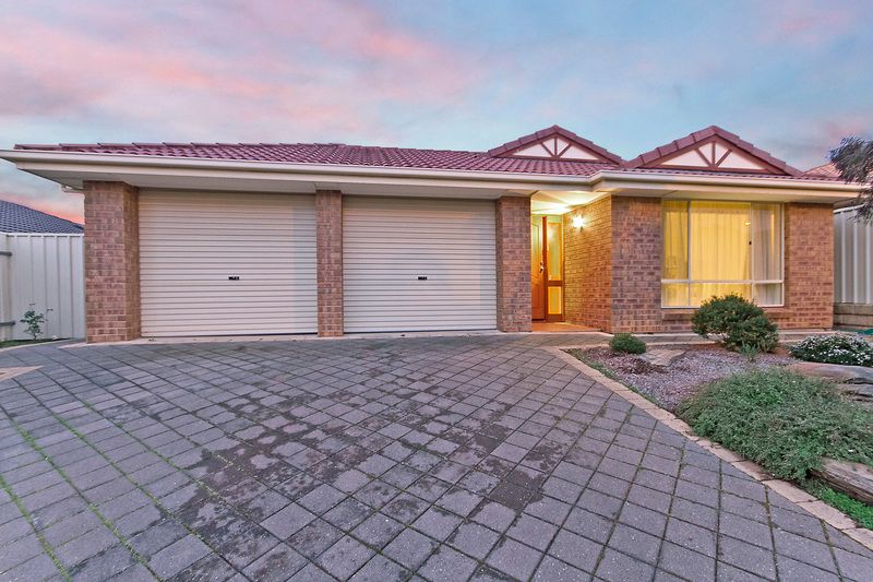 5 Hillside Court, WALKLEY HEIGHTS SA 5098