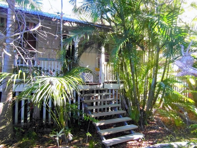 10 Andrews Street, SOUTHPORT, QLD 4215