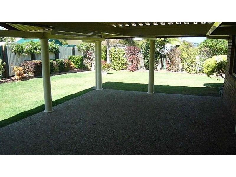 9 Warner Avenue, NORMAN GARDENS, QLD 4701