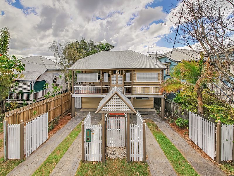 14 Macrossan Avenue, NORMAN PARK QLD 4170