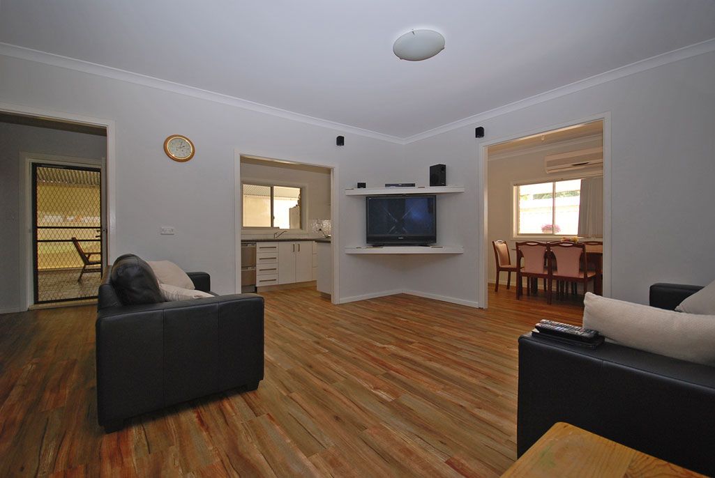 16 Whitfield Road, JURIEN BAY, WA 6516