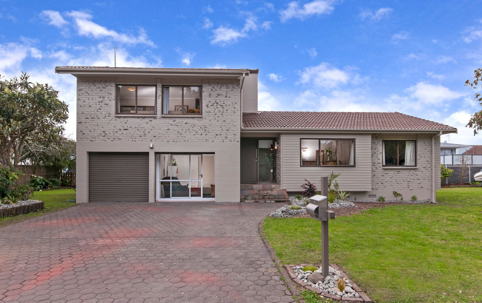 18 Rogers Avenue, EASTERN BEACH, Manukau City