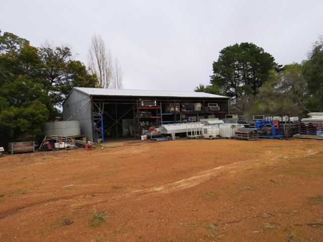 99 Pickering Brook Road, PICKERING BROOK, WA 6076