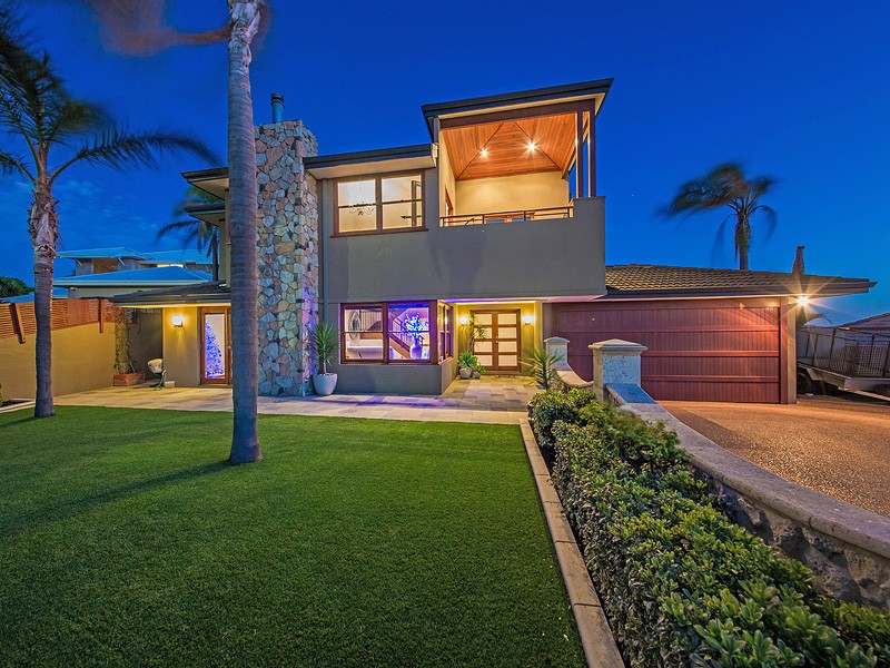 6 Plymouth Cove, OCEAN REEF, WA 6027
