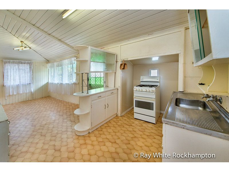 8 Heath Street, WANDAL, QLD 4700