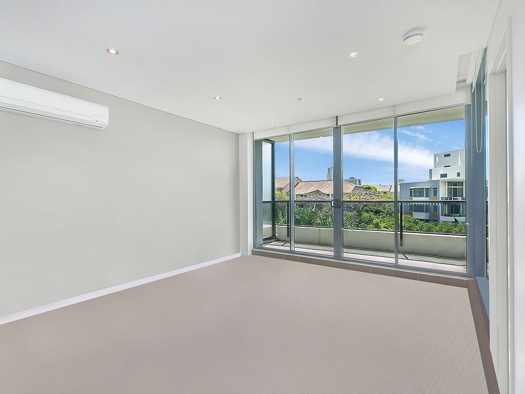 611/2 Aqua Street, SOUTHPORT, QLD 4215