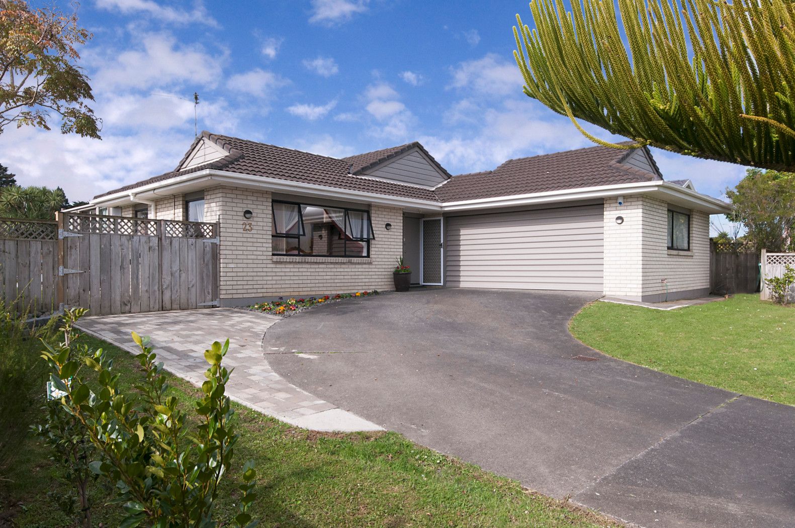 23 West Fairway, GOLFLANDS, Manukau City
