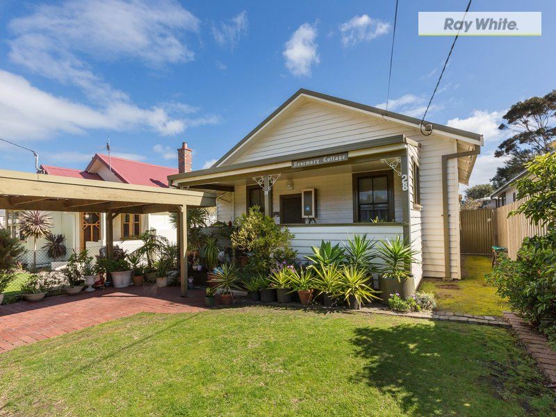 28 Sixth Avenue, ROSEBUD VIC 3939